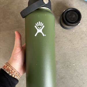Hydro Flask Olive Green Water Bottle